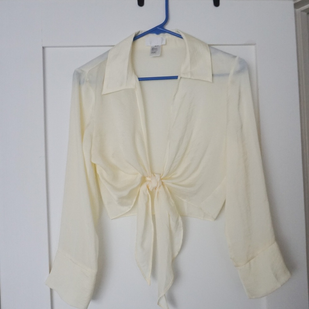 Tie front top